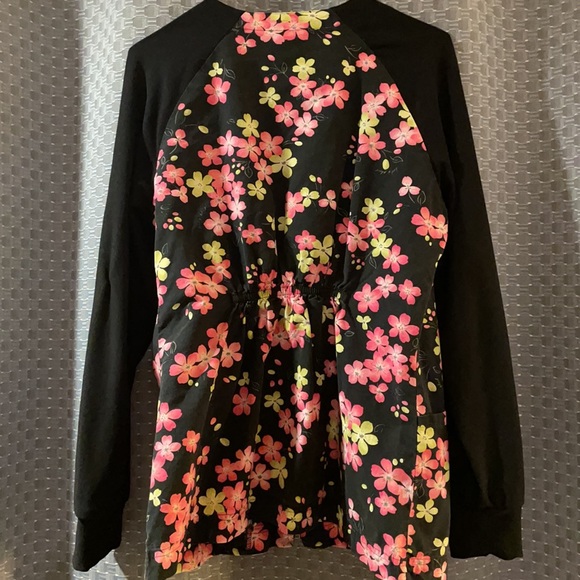 Baby phat black/green/pink scrub coat - Picture 3 of 3